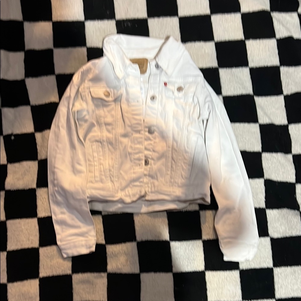 Levi's White Jean Jacket Classic Cropped Design